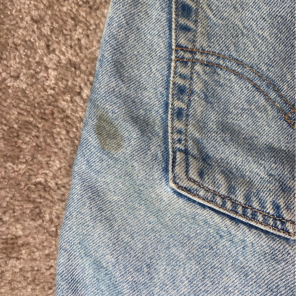 Vintage Levi Shorts - Picture 16 of 16